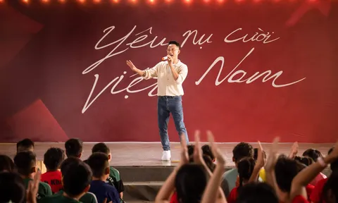MV “Yêu nụ cười Việt Nam”, lời chào của Hoàng Bách tới người Việt khắp nơi