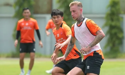 Chờ ngoại binh gần 30 tỷ đồng trình làng V.League