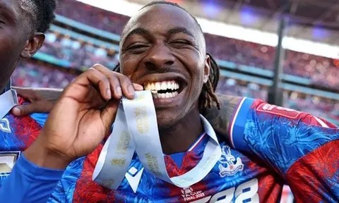 Arsenal tiến gần chữ ký Eze, Tottenham choáng váng vì hụt mục tiêu chất lượng