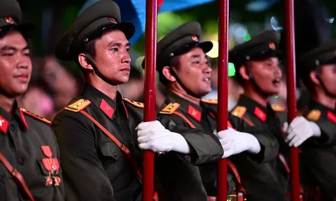 Cần hỗ trợ y tế khi đi xem diễu binh A80? Đây là cách nhanh nhất để được giúp đỡ