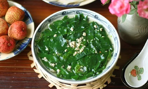 Loại rau dân dã giàu canxi hơn sữa, tốt cho tim mạch, chợ Việt bán vừa nhiều vừa rẻ