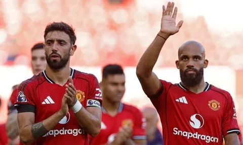 Chris Sutton dự đoán khó hiểu trận Fulham - Manchester United