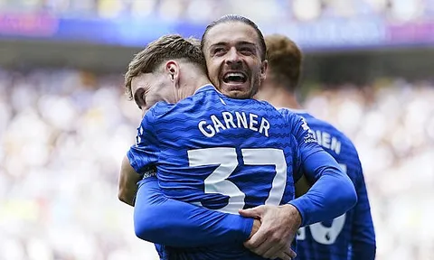 Grealish bùng nổ giúp Everton giành chiến thắng lịch sử