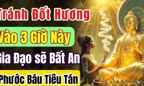 2 khung giờ đại kỵ không nên thắp hương vào tháng "cô hồn", làm sai Tiền đi- Hạn đến