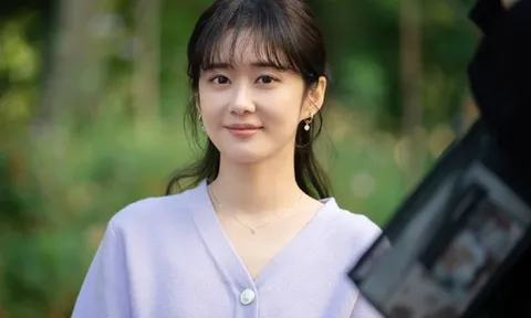 Jang Na-ra bật mí tuyệt chiêu sở hữu nhan sắc hack tuổi đỉnh cao