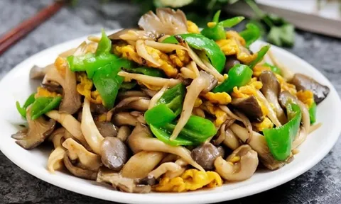 5 món ăn càng hâm nóng càng có hại, cố ăn chỉ rước thêm bệnh vào thân