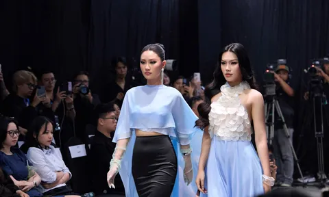 Hoa hậu Phương Linh và Á hậu Đỗ Cẩm Ly cùng đảm nhận vai trò vedette tại Tech-shion show