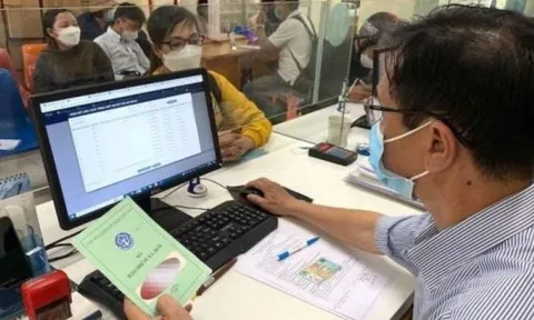 Chưa đủ 15 năm đóng BHXH, đến tuổi nghỉ hưu có được rút một cục không?