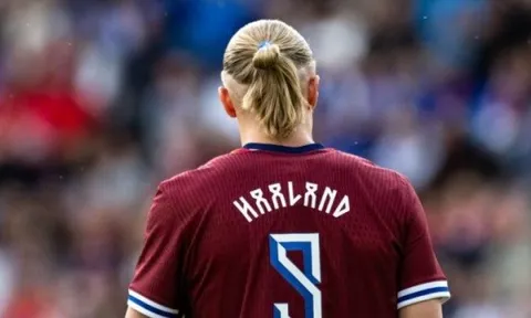 Erling Haaland đổi tên trên áo tuyển Na Uy