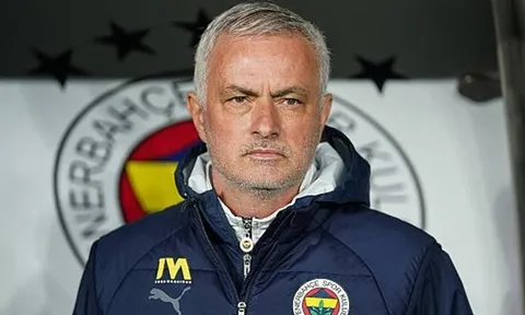 CHÍNH THỨC! Jose Mourinho bị Fenerbahce sa thải