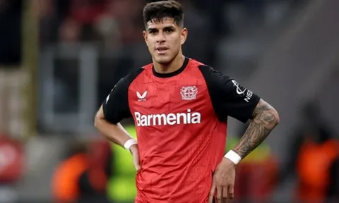 NÓNG! Arsenal chốt xong vụ Hincapie, rõ cấu trúc thanh toán