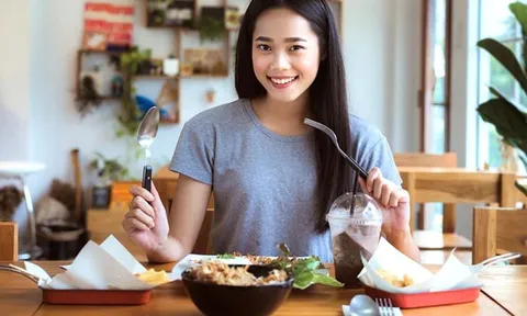 5 sai lầm khi ăn sáng dễ gây hại dạ dày