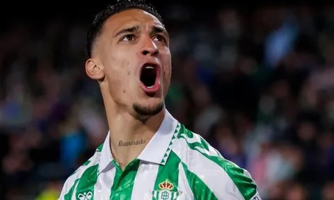 Real Betis rút lại đề nghị chuyển nhượng, tương lai Antony mờ mịt