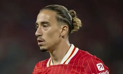 NÓNG! Roma sắp đón Tsimikas từ Liverpool theo dạng cho mượn