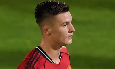 Ruben Amorim thay đổi mạnh tay đội hình, Man United quyết tâm vượt qua Burnley