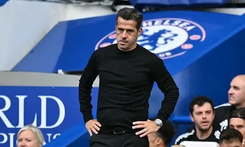 Silva "không thể tin" Fulham bị tước bàn thắng trước Chelsea