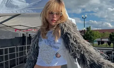 Boho bangs – kiểu mái phóng khoáng đang “lên ngôi” mùa thu này