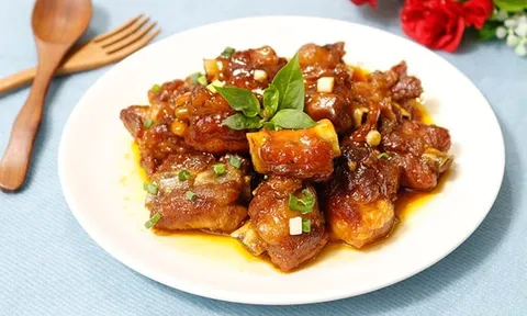 Cách làm sườn xào chua ngọt mềm tan ngon cực phẩm