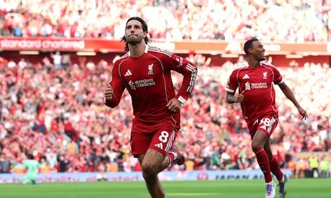 Szoboszlai ghi siêu phẩm đá phạt, Liverpool đánh bại Arsenal