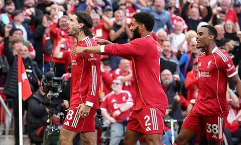 Siêu phẩm Szoboszlai đưa Liverpool lập kỷ lục Ngoại hạng Anh