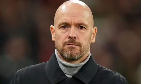 Bị sa thải sau 2 trận, Erik ten Hag lập "kỷ lục" Bundesliga