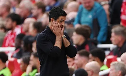 Một Arsenal "run rẩy" tại Anfield không thể đánh bại Liverpool