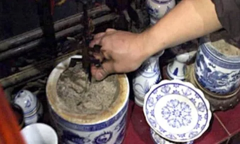 4 dấu hiệu bát hương ‘nặng vía’ cần thay gấp để tránh rước họa vào nhà