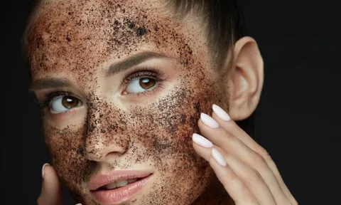 Mẹo tận dụng 4 mỹ phẩm không thể dùng cho da mặt để chăm sóc da toàn thân