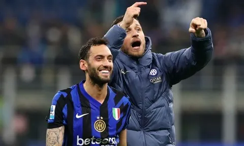 Tương lai Calhanoglu bỏ ngỏ, Galatasaray nuôi hy vọng phút chót