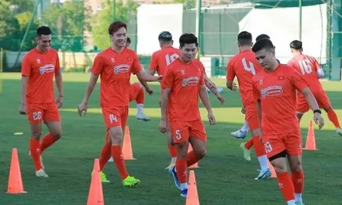 Quãng lặng chiến lược và canh bạc của đội tuyển Việt Nam