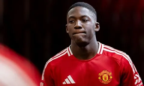 Man Utd đề xuất hợp đồng mới, tăng lương cho Mainoo
