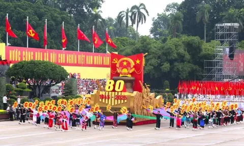 Những hình ảnh đáng nhớ trong Lễ diễu binh, diễu hành 80 năm Cách mạng tháng Tám và Quốc khánh 2/9
