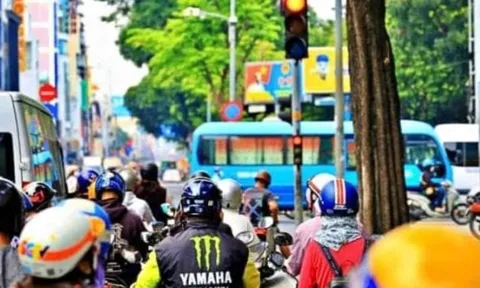 Quy định mới về đèn xanh, đèn vàng từ 2025: Chủ quan có thể bị phạt tới 20 triệu đồng