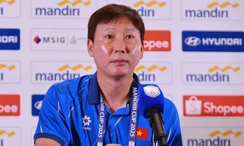 Chạm trán U23 Bangladesh, ông Kim Sang-sik thừa nhận gặp khó