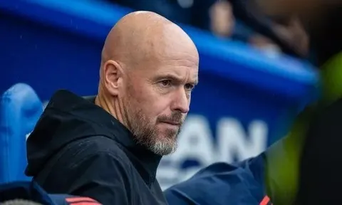 Lý do Leverkusen sa thải Ten Hag