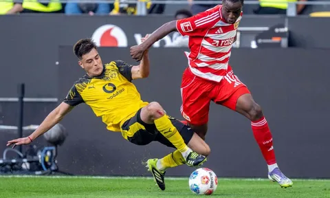 Aaron Anselmino: Chàng trai Chelsea tỏa sáng ngày ra mắt Dortmund