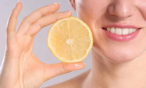 4 cách đơn giản duy trì hàm răng trắng đẹp, khuôn mặt tươi tắn rạng rỡ