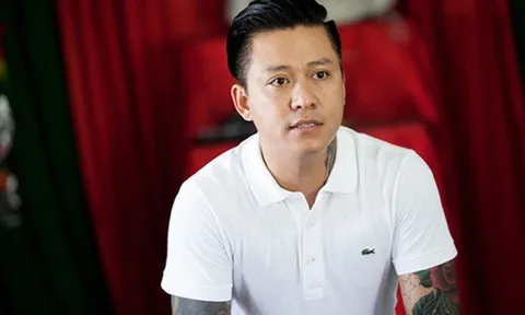 Tuấn Hưng xuất hiện với hình ảnh mới khác lạ, mái tóc dài gây chú ý