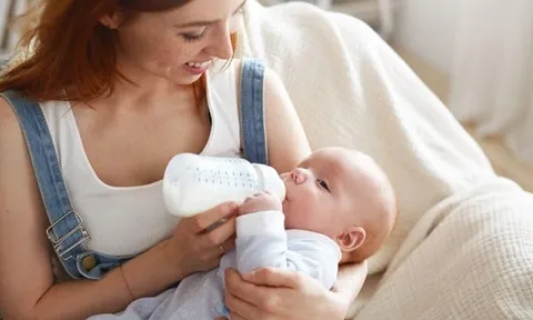 Hướng dẫn chọn sữa công thức phù hợp cho bé từ 0-12 tháng