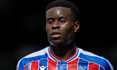 Lý do khiến Barca muốn cạnh tranh Guehi với Liverpool