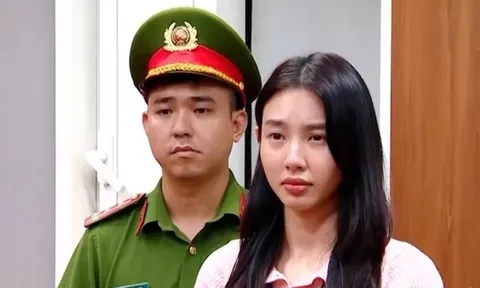 Hoa hậu Thùy Tiên bất ngờ đề nghị tăng lợi nhuận từ việc bán kẹo Kera – lý do gì?