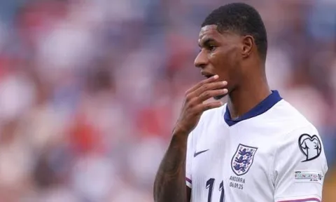 Marcus Rashford trông như một linh hồn lạc lối tại ĐT Anh