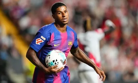 Chuyển nhượng tối 8/9: Barca phán quyết tương lai Rashford; Milan giữ chân Pulisic