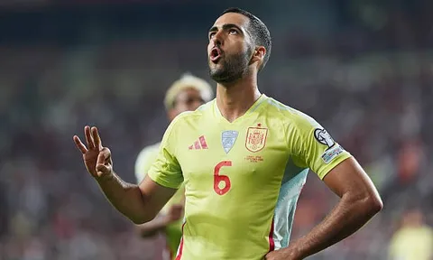HLV Tây Ban Nha ca ngợi sao Arsenal là 'thiên tài' sau cú hat-trick ấn tượng