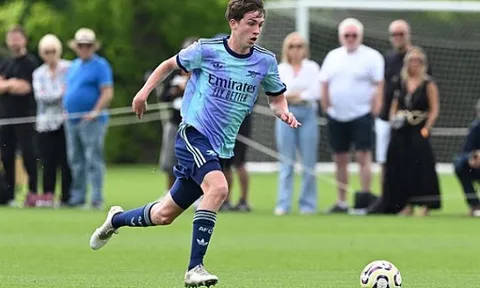 Palace sắp chiêu mộ tài năng trẻ Dan Casey từ Arsenal U18