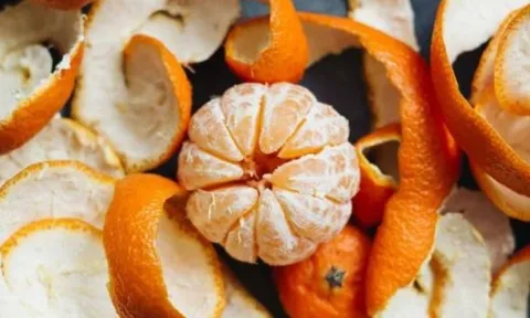 Người Việt hay vứt vỏ trái cây này, ít ai biết chứa hợp chất tiêu diệt tế bào ung thư