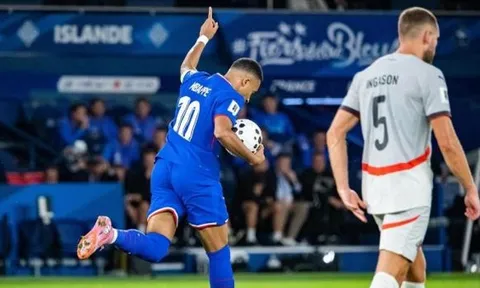 Deschamps khen ngợi vai trò thủ lĩnh của Mbappe trong chiến thắng trước Iceland