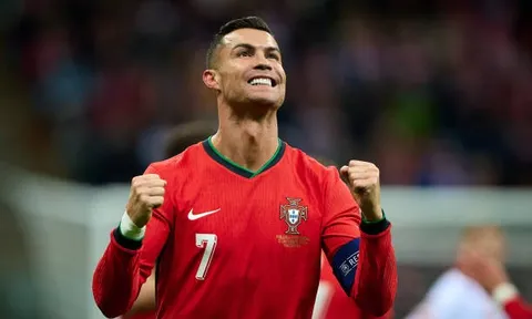 Cristiano Ronaldo: Người viết lại lịch sử và dẫn lối Bồ Đào Nha vượt ải