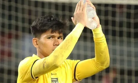Thủ môn U23 Indonesia phải công khai xin lỗi vì thành tích tệ hại