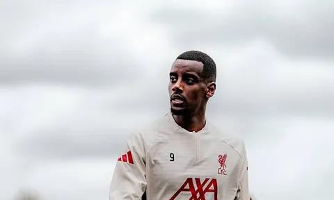 Liverpool và bài toán Alexander Isak: Kiên nhẫn hay mạo hiểm?